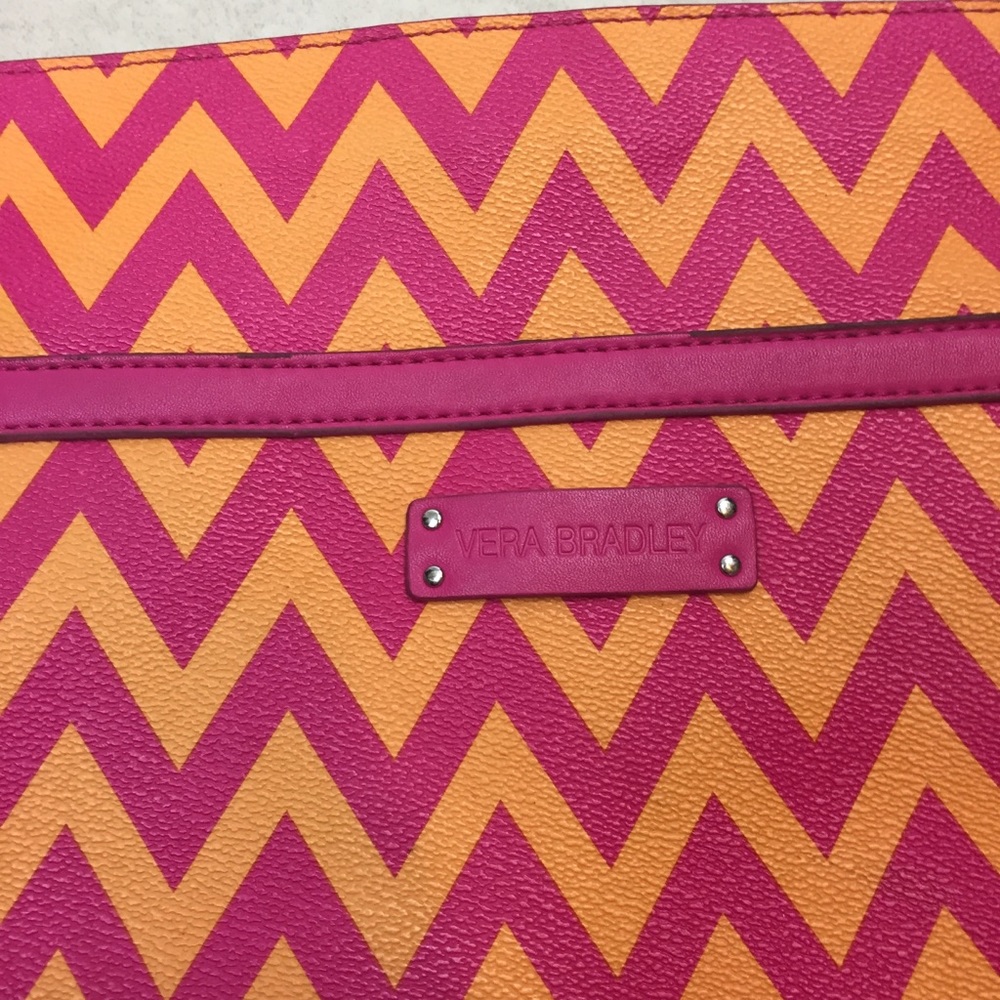 Vera Bradley Purse Ziggy Zags Pink Orange Chevron - Picture 3 of 6